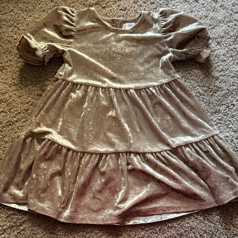 GAP Velvet Puff Sleeve Dress in Taupe